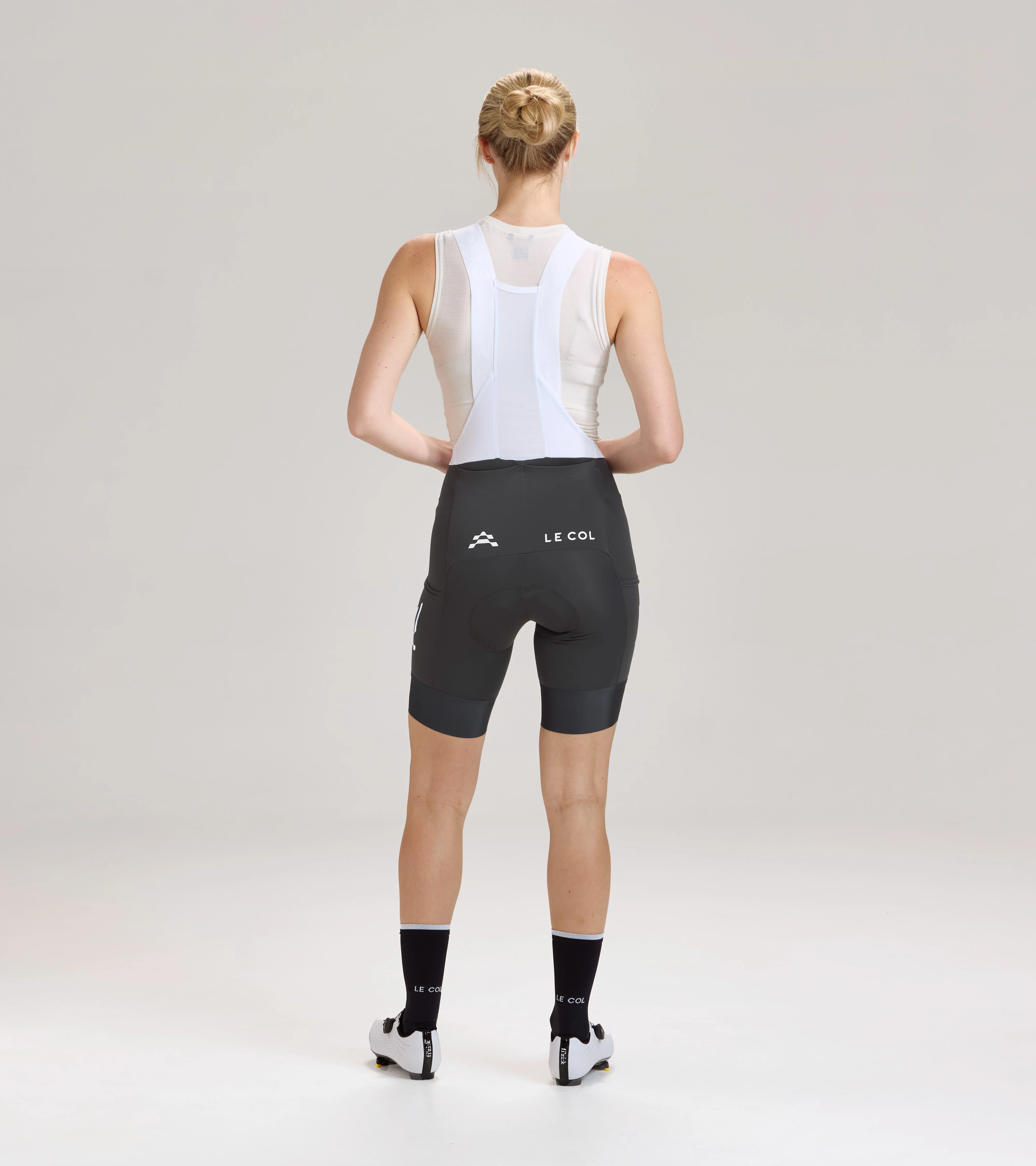 Womens ARC Cargo Bib Shorts - Image 11