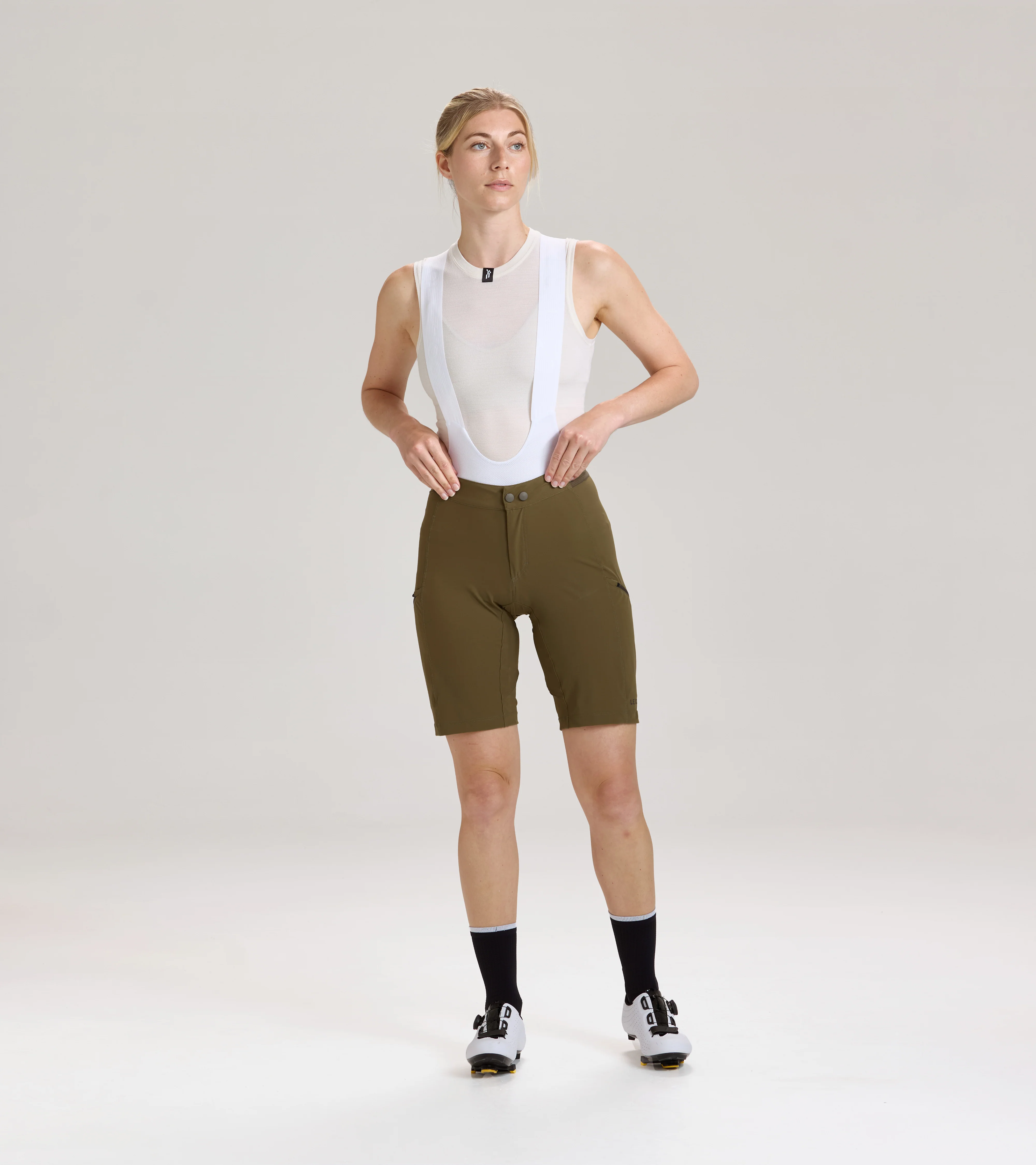 Womens ARC Commuter Shorts - Image 10
