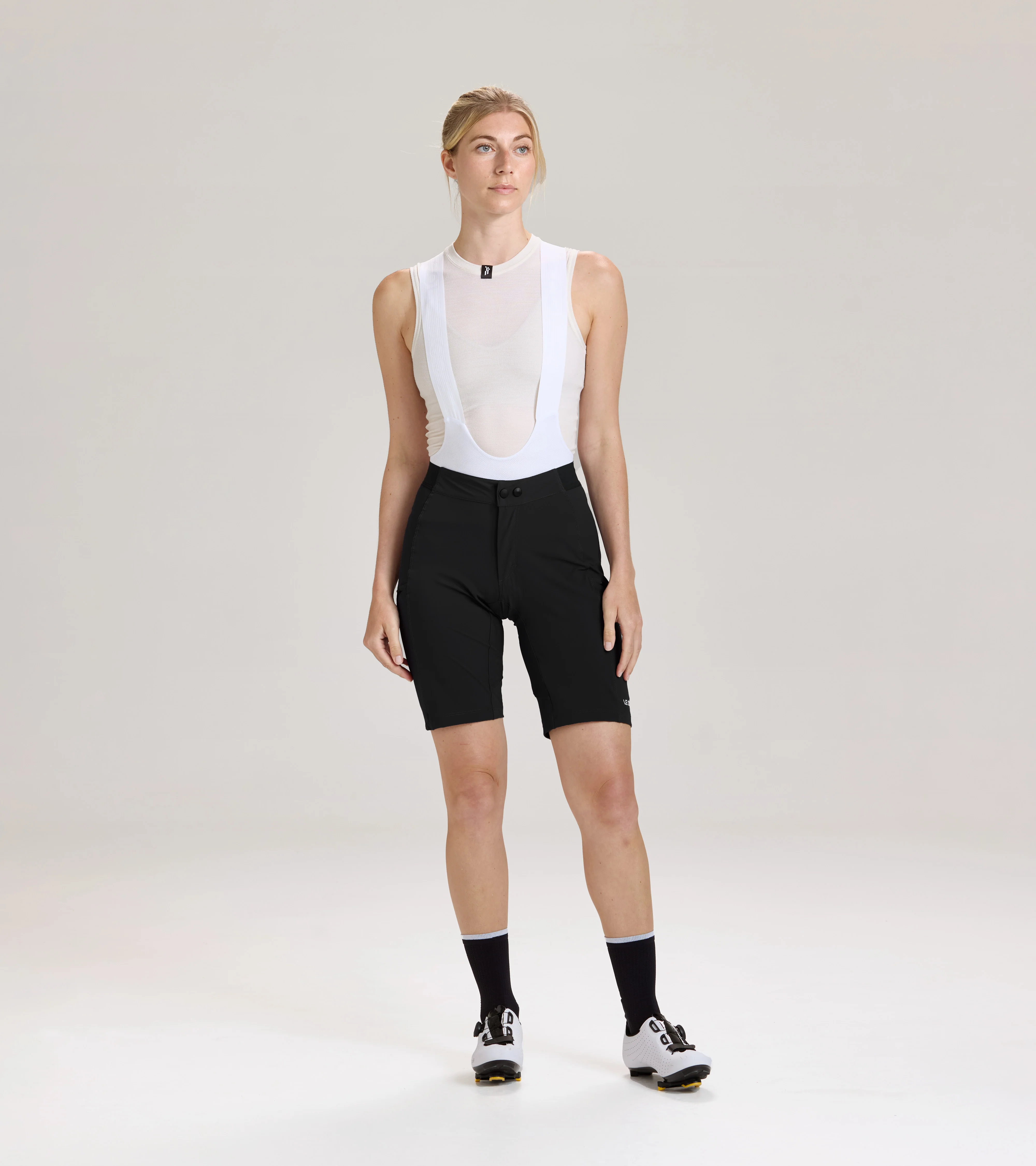 Womens ARC Commuter Shorts - Image 15