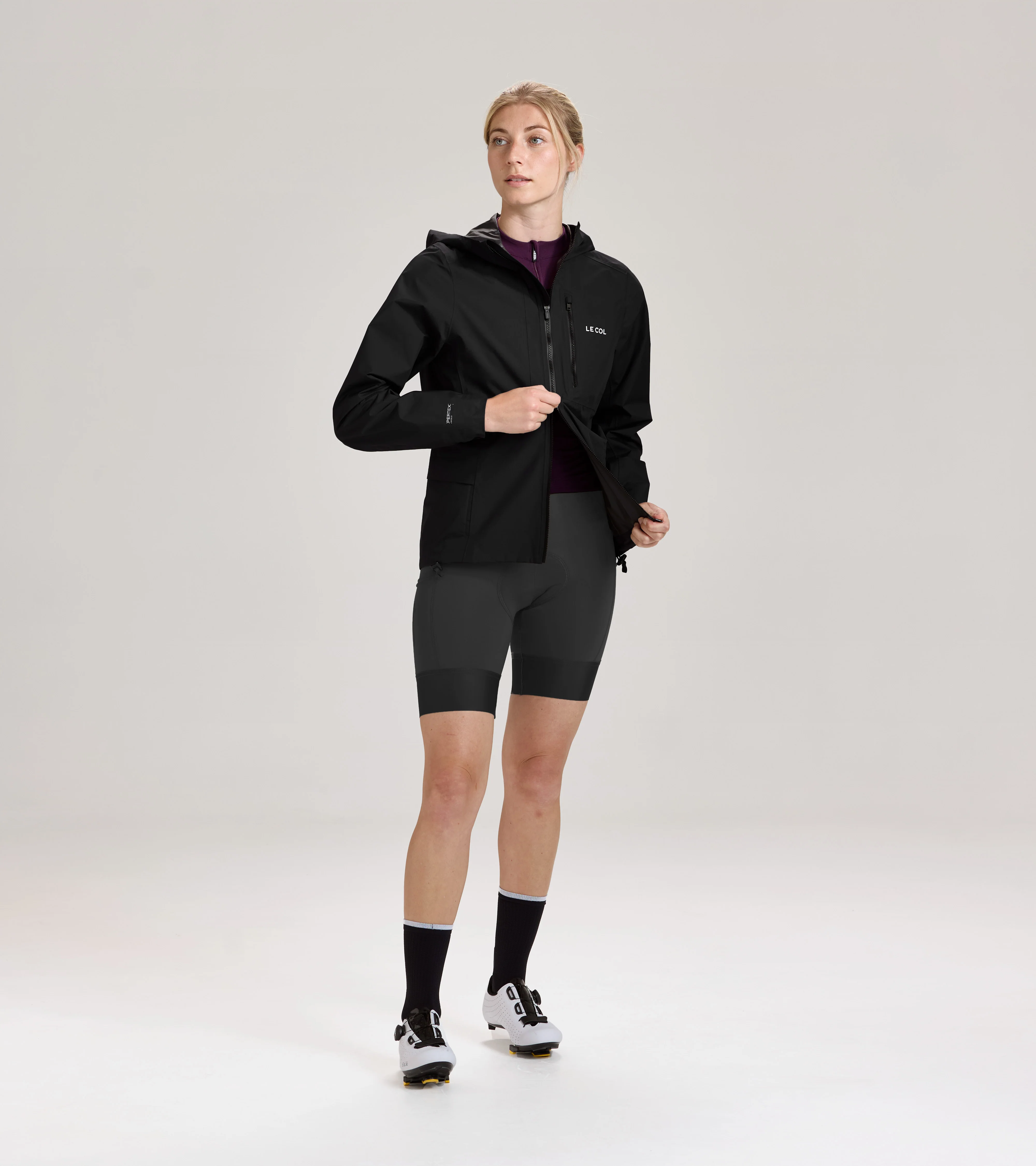 Womens ARC Lightweight Rain Jacket - Image 3